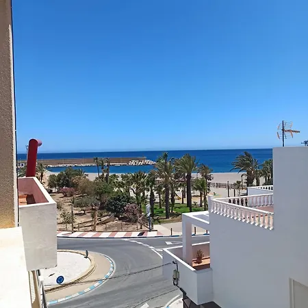 Piso De Playa Апартаменты Карбонерас